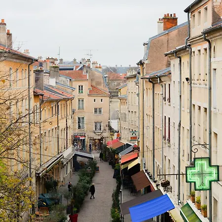 Le Versailles De 아파트